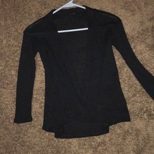 Black thin sweater size 7/8 to big for us